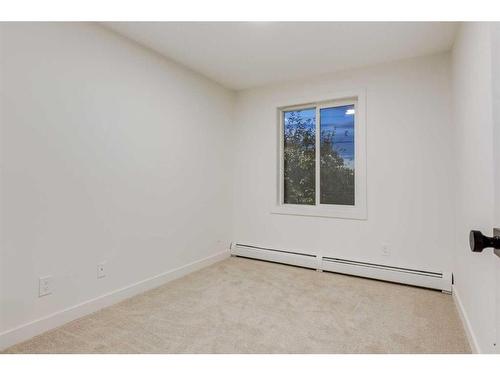 1232-2395 Eversyde Avenue Sw, Calgary, AB - Indoor Photo Showing Other Room