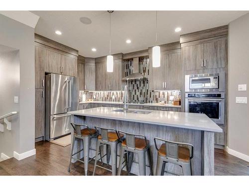 2-2626 24A Street Sw, Calgary, AB - Indoor Photo Showing Kitchen With Upgraded Kitchen