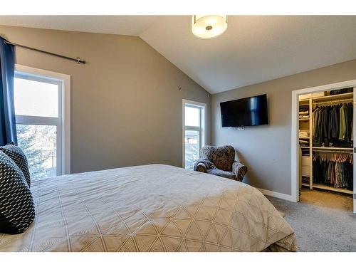 2-2626 24A Street Sw, Calgary, AB - Indoor Photo Showing Bedroom