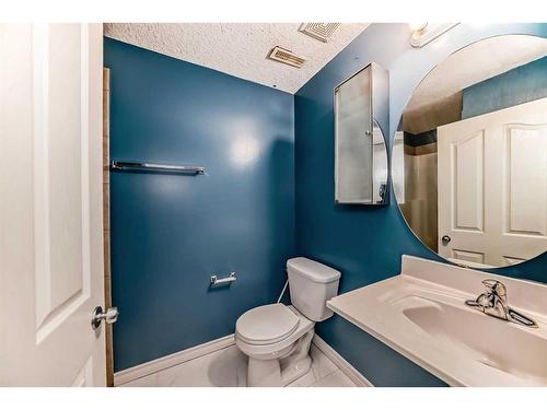 1501-703 Luxstone Square Sw, Airdrie, AB - Indoor Photo Showing Bathroom