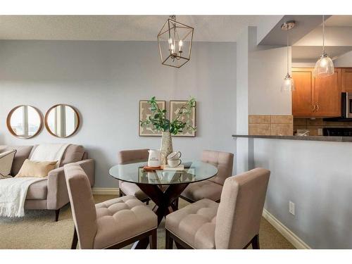 9-148 Rockyledge View Nw, Calgary, AB - Indoor Photo Showing Dining Room