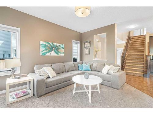 237 Kincora Glen Rise Nw, Calgary, AB - Indoor Photo Showing Living Room