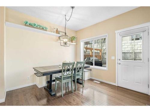 237 Kincora Glen Rise Nw, Calgary, AB - Indoor Photo Showing Dining Room