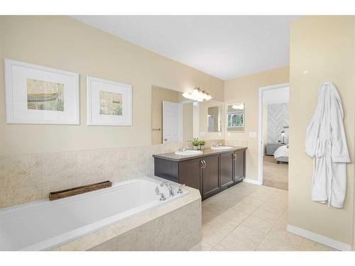 237 Kincora Glen Rise Nw, Calgary, AB - Indoor Photo Showing Bathroom