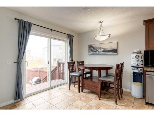 1019 Windhaven Close Sw, Airdrie, AB - Indoor Photo Showing Dining Room