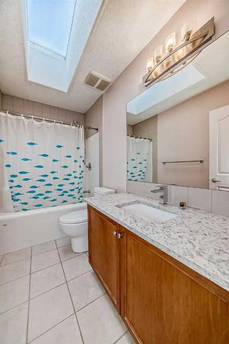 180 Panatella Close Nw, Calgary, AB - Indoor Photo Showing Bathroom