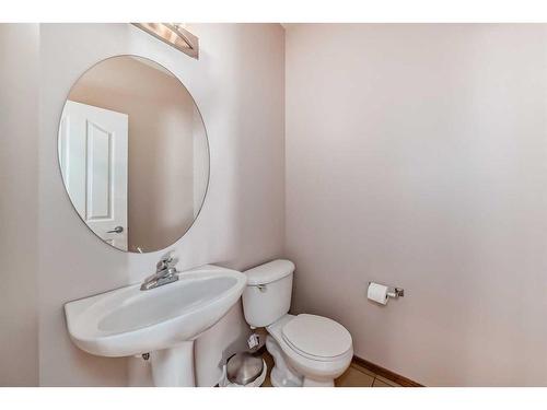 180 Panatella Close Nw, Calgary, AB - Indoor Photo Showing Bathroom