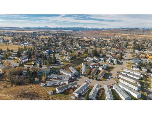 213 2 Avenue Se, Diamond Valley, AB 