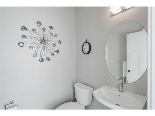 245 Riverwood Crescent Sw, Diamond Valley, AB - Indoor Photo Showing Bathroom