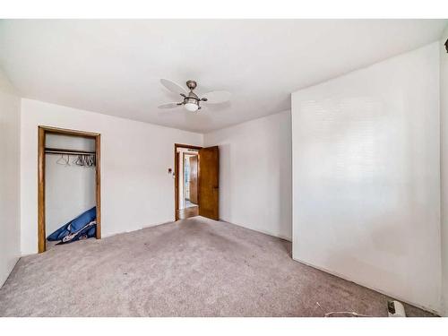 8532 34 Avenue Nw, Calgary, AB - Indoor