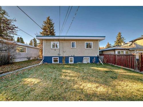 8532 34 Avenue Nw, Calgary, AB - Outdoor