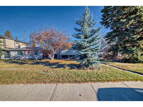 8532 34 Avenue Nw, Calgary, AB - Outdoor