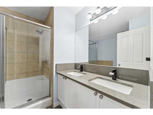 250 Luxstone Road Sw, Airdrie, AB - Indoor Photo Showing Bathroom