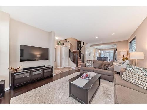 38 Auburn Crest Green Se, Calgary, AB - Indoor Photo Showing Living Room