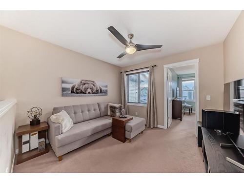 38 Auburn Crest Green Se, Calgary, AB - Indoor Photo Showing Living Room