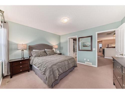 38 Auburn Crest Green Se, Calgary, AB - Indoor Photo Showing Bedroom