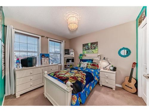 38 Auburn Crest Green Se, Calgary, AB - Indoor Photo Showing Bedroom