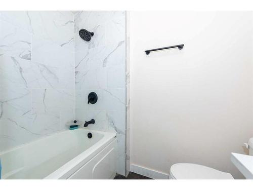 55 Falchurch Road Ne, Calgary, AB - Indoor Photo Showing Bathroom