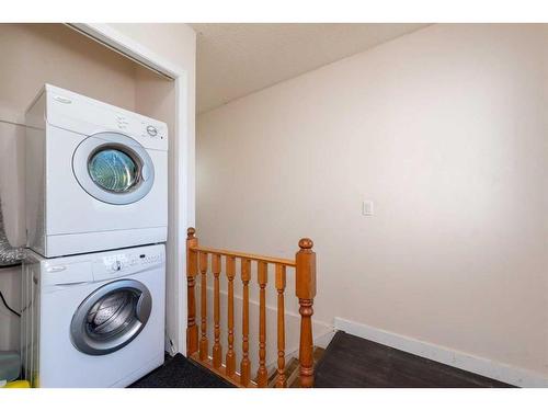 55 Falchurch Road Ne, Calgary, AB - Indoor Photo Showing Laundry Room