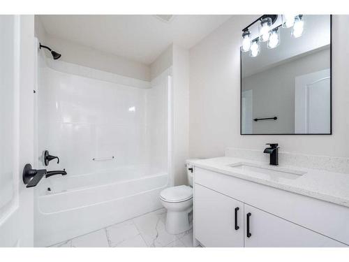 41 Valley Crest Close Nw, Calgary, AB - Indoor Photo Showing Bathroom