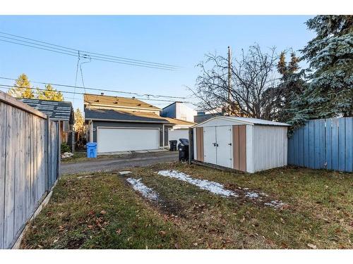 4624 81 Street Nw, Calgary, AB - Outdoor