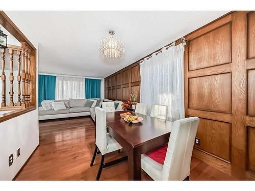 4927 Marlborough Drive Ne, Calgary, AB - Indoor Photo Showing Dining Room