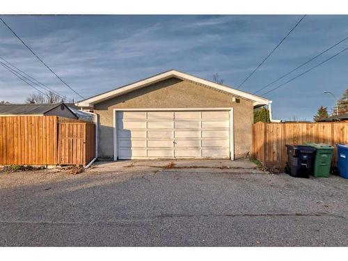 4927 Marlborough Drive Ne, Calgary, AB - Outdoor