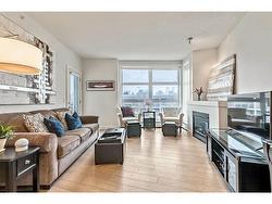 426-315 24 Avenue SW Calgary, AB T2S 3E7