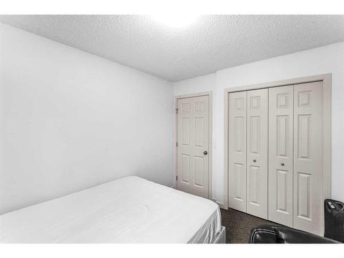 385 Legacy Boulevard Boulevard Se, Calgary, AB - Indoor Photo Showing Bedroom