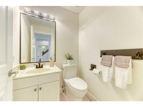 124 Chaparral Crescent Se, Calgary, AB - Indoor Photo Showing Bathroom