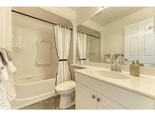 124 Chaparral Crescent Se, Calgary, AB - Indoor Photo Showing Bathroom