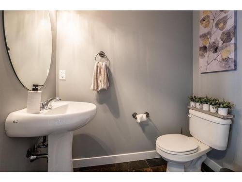 1518 High Park Drive Nw, High River, AB - Indoor Photo Showing Bathroom