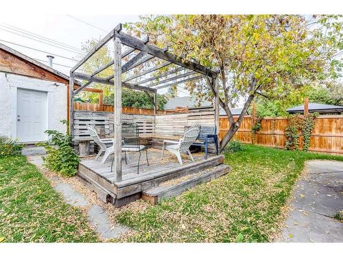 2321 Spiller Road Se, Calgary, AB - Outdoor