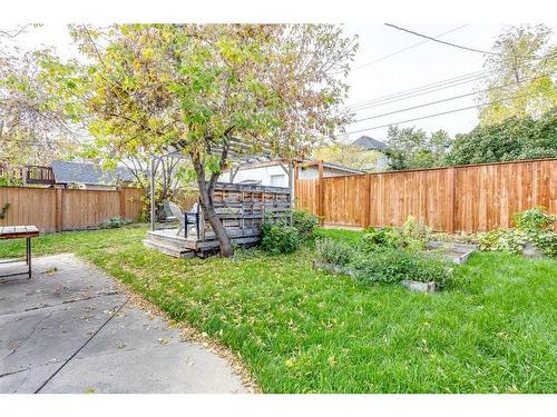 2321 Spiller Road Se, Calgary, AB - Outdoor With Backyard