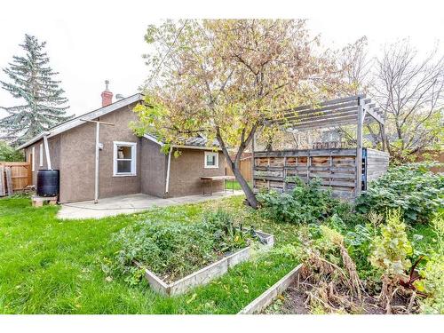 2321 Spiller Road Se, Calgary, AB - Outdoor