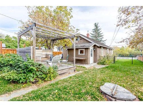 2321 Spiller Road Se, Calgary, AB - Outdoor