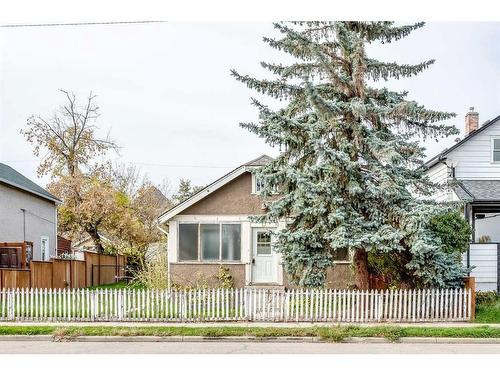 2321 Spiller Road Se, Calgary, AB - Outdoor