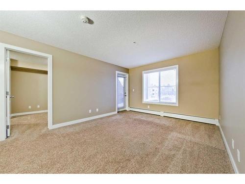 1214-81 Legacy Boulevard Se, Calgary, AB - Indoor Photo Showing Other Room