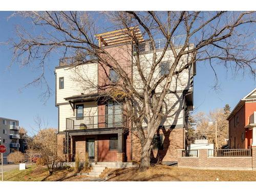 538 23 Avenue Sw, Calgary, AB - Outdoor With Balcony