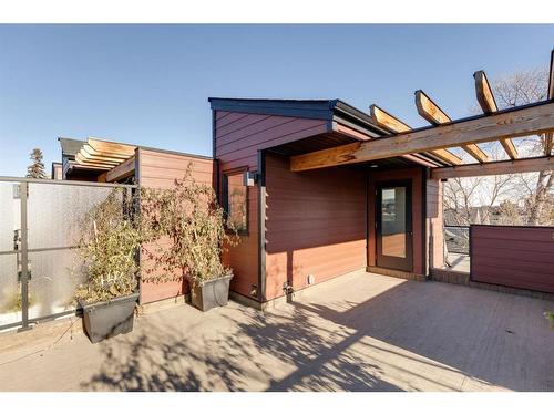 538 23 Avenue Sw, Calgary, AB - Outdoor With Exterior