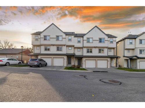 13 Copperfield Court Se, Calgary, AB - Outdoor With Facade