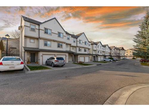 13 Copperfield Court Se, Calgary, AB - Outdoor With Facade