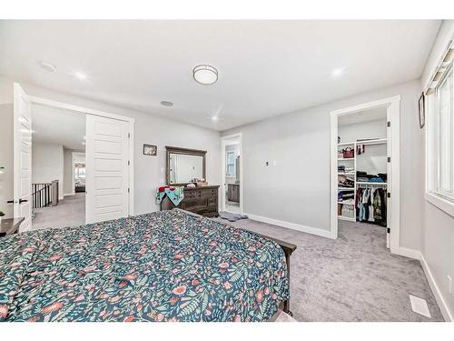 92 Saddlecrest Link Ne, Calgary, AB - Indoor Photo Showing Bedroom