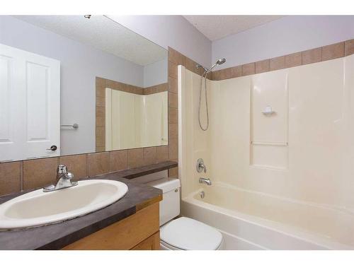 42 Royal Oak Grove Nw, Calgary, AB - Indoor Photo Showing Bathroom