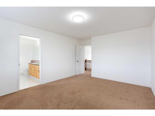 42 Royal Oak Grove Nw, Calgary, AB - Indoor Photo Showing Other Room