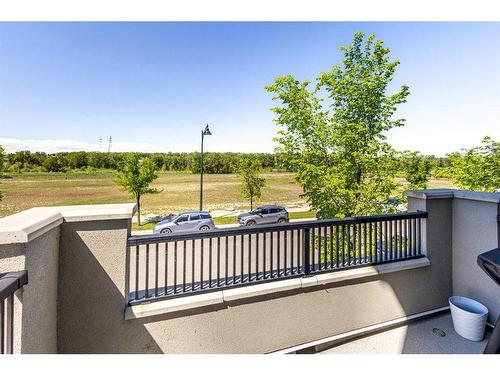 446 Quarry Way Se, Calgary, AB - Outdoor