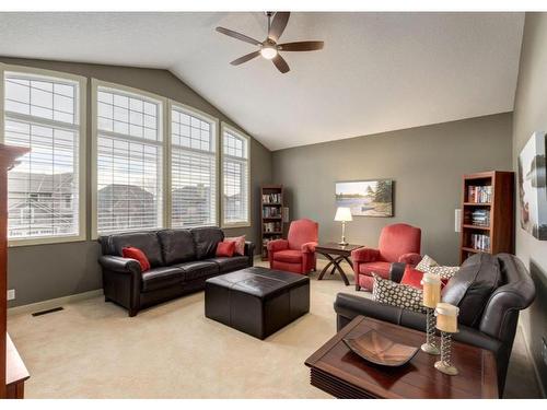 111 Cranleigh Terrace Se, Calgary, AB - Indoor Photo Showing Living Room