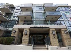 304-51 Waterfront Mews SW Calgary, AB T2P 0X3