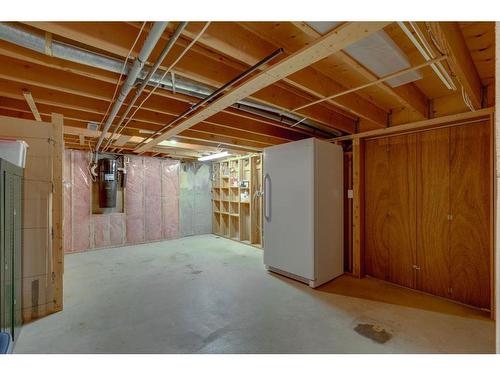 3020 Palliser Drive Sw, Calgary, AB - Indoor Photo Showing Basement