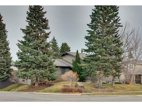 3020 Palliser Drive Sw, Calgary, AB - Outdoor